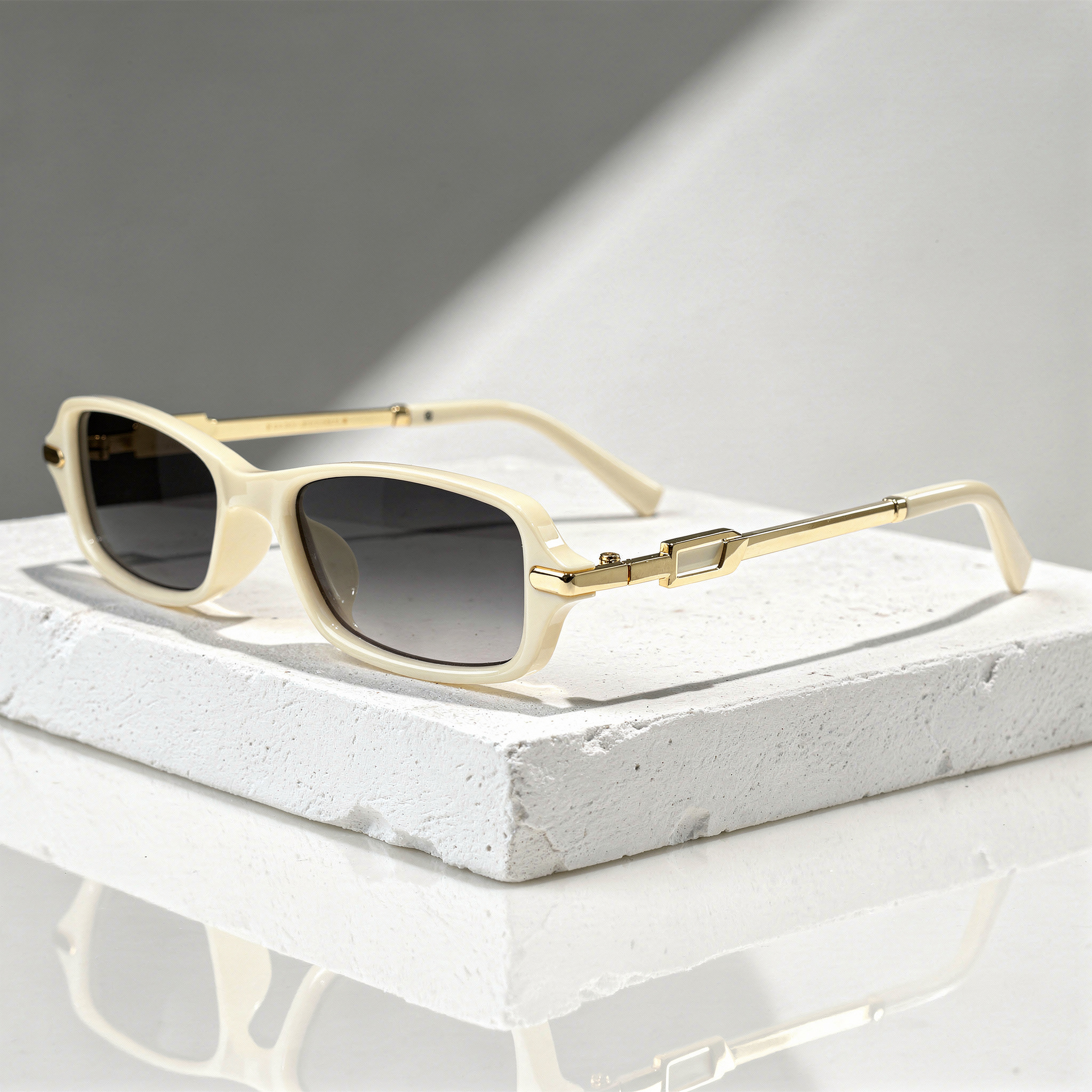 Cervo Shades